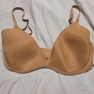 Skims Weightless Scoop Bra